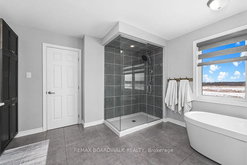 Photo 36 of 353 Sweetclover Way, Ottawa, Avalon West — HOMEH