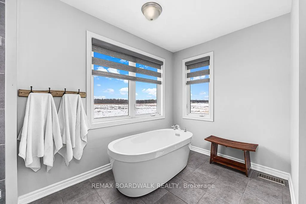 Photo 38 of 353 Sweetclover Way, Ottawa, Avalon West — HOMEH