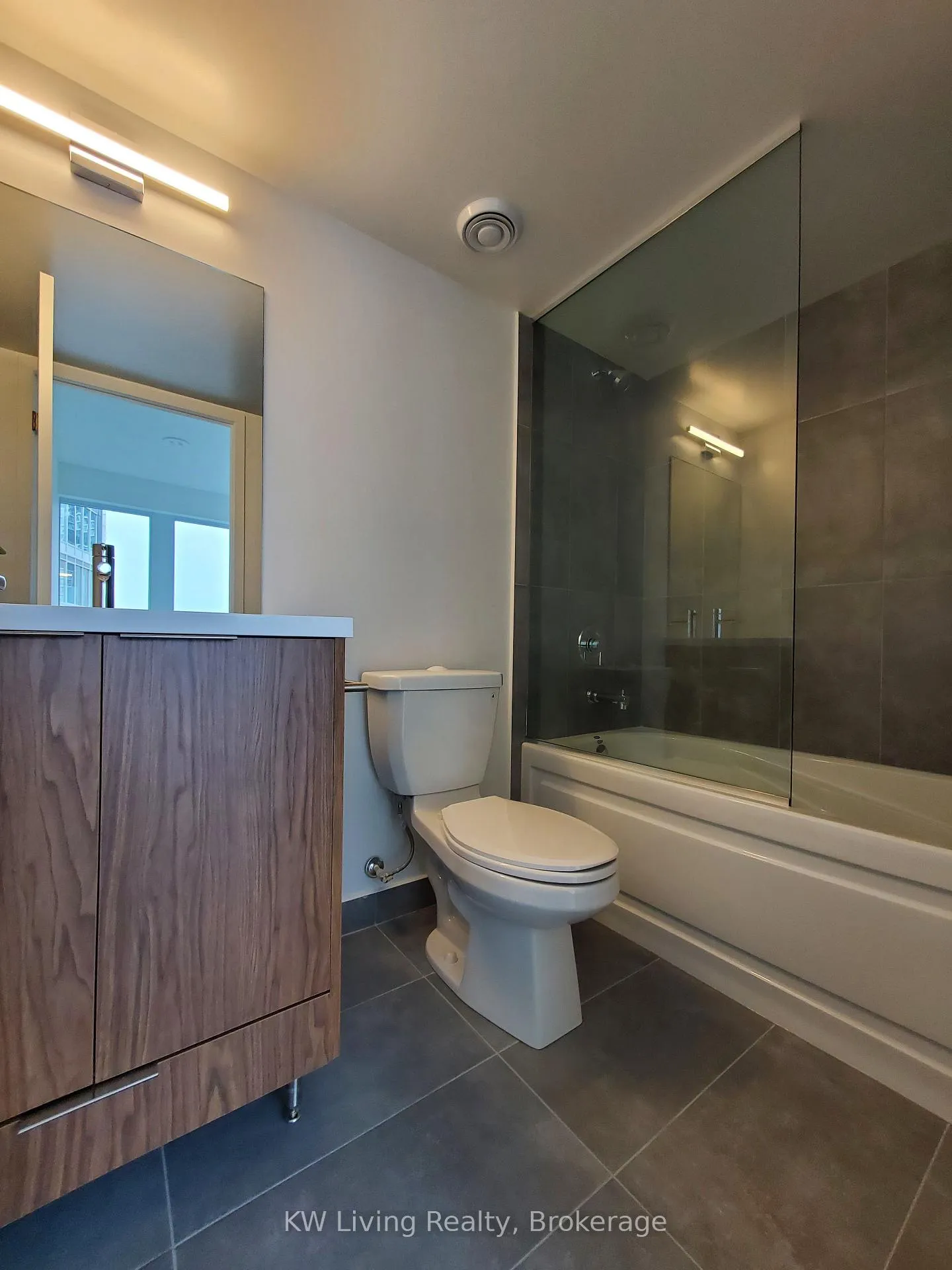 Photo 13 of Unit 2911, 60 Shuter Street, Toronto, Church-Yonge Corridor — HOMEH