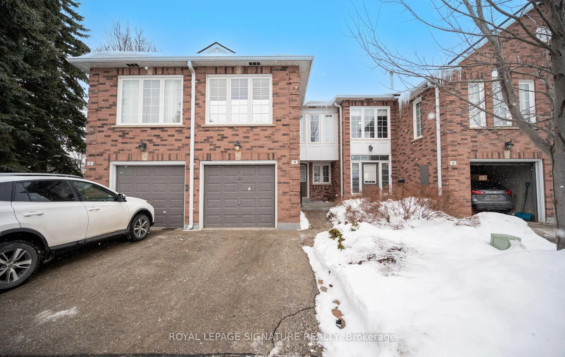Front of 3 Lancewood Crescent