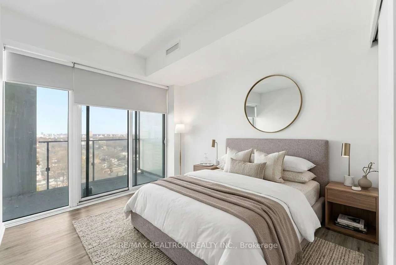 Photo 10 of Unit 1907, 5 Soudan Avenue, Toronto, Mount Pleasant West — HOMEH