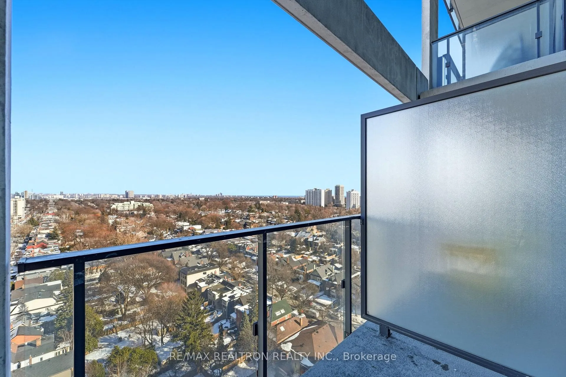 Photo 11 of Unit 1907, 5 Soudan Avenue, Toronto, Mount Pleasant West — HOMEH