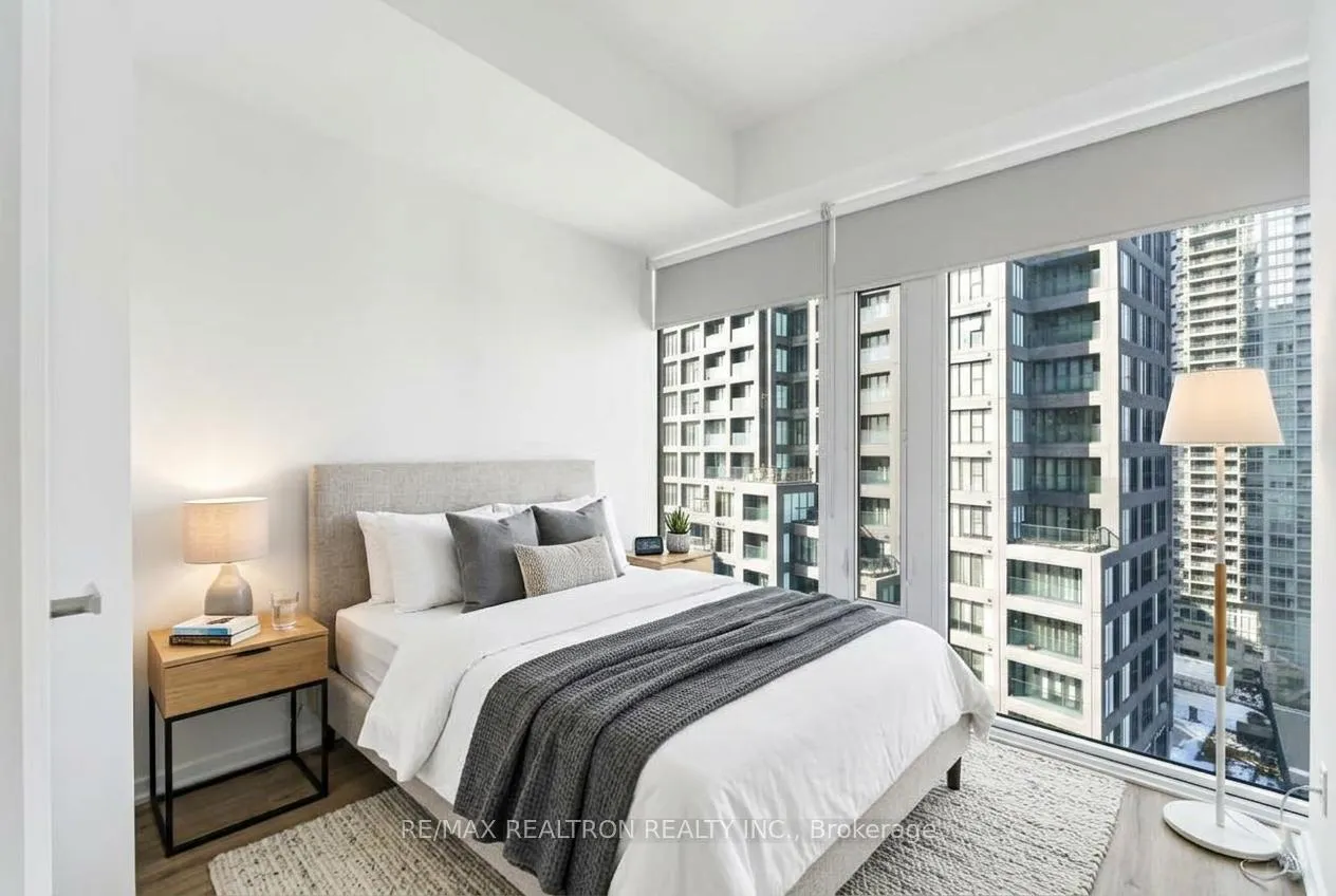 Photo 15 of Unit 1907, 5 Soudan Avenue, Toronto, Mount Pleasant West — HOMEH