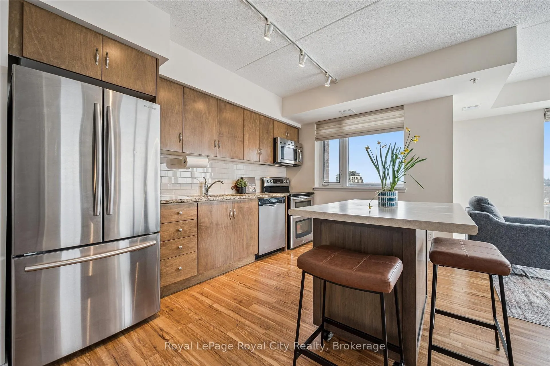 Photo 16 of Unit 605, 5 Gordon Street, Guelph, Downtown — HOMEH