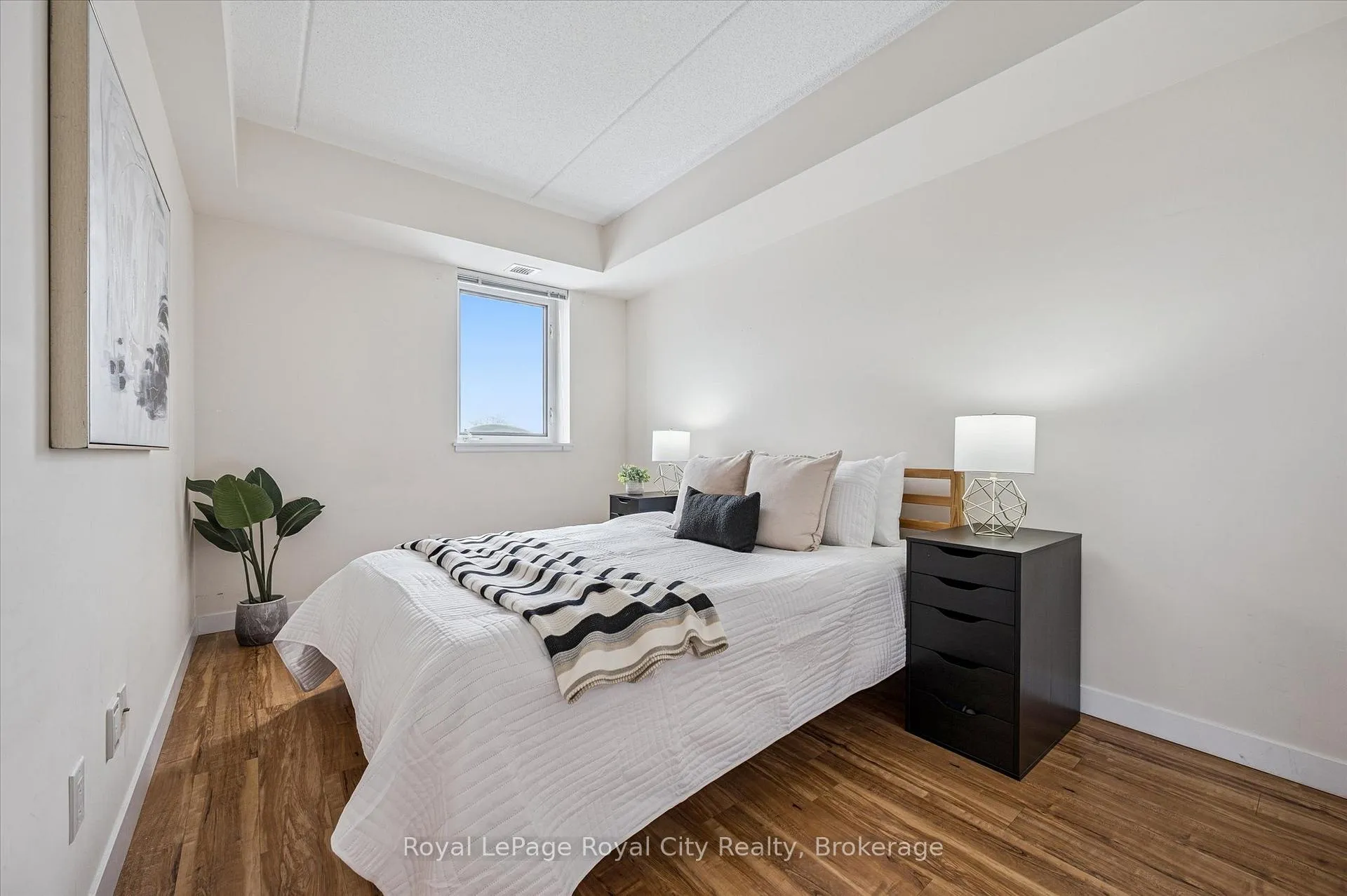 Photo 18 of Unit 605, 5 Gordon Street, Guelph, Downtown — HOMEH