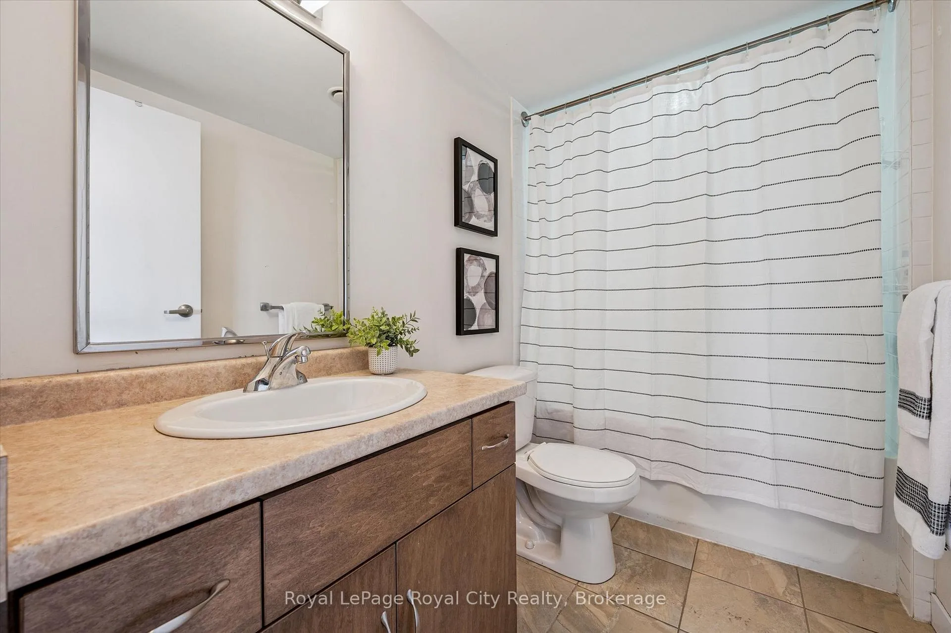 Photo 20 of Unit 605, 5 Gordon Street, Guelph, Downtown — HOMEH