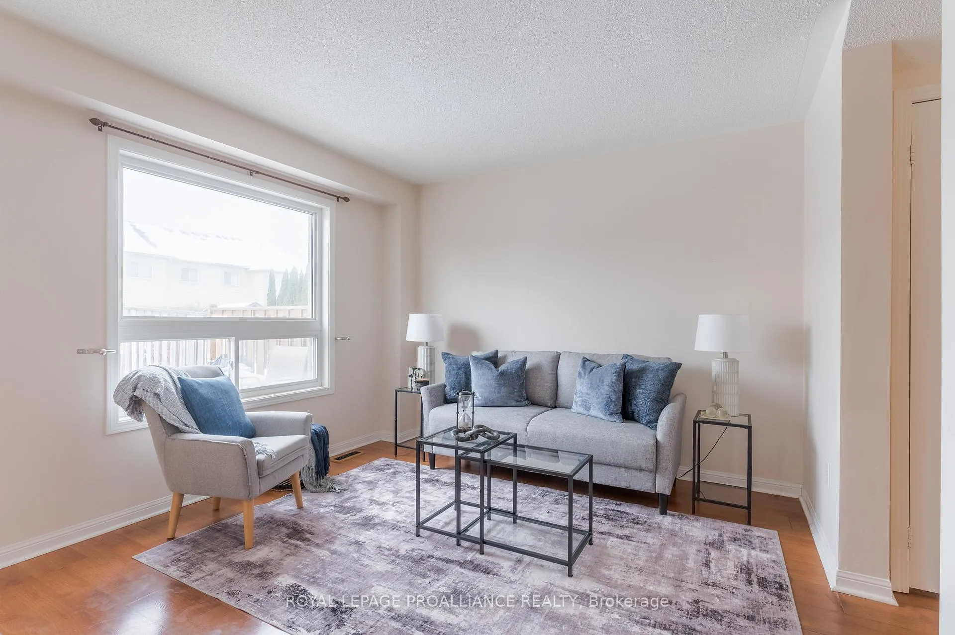 Photo 11 of 56 Toscana Drive, Whitby, Taunton North — HOMEH