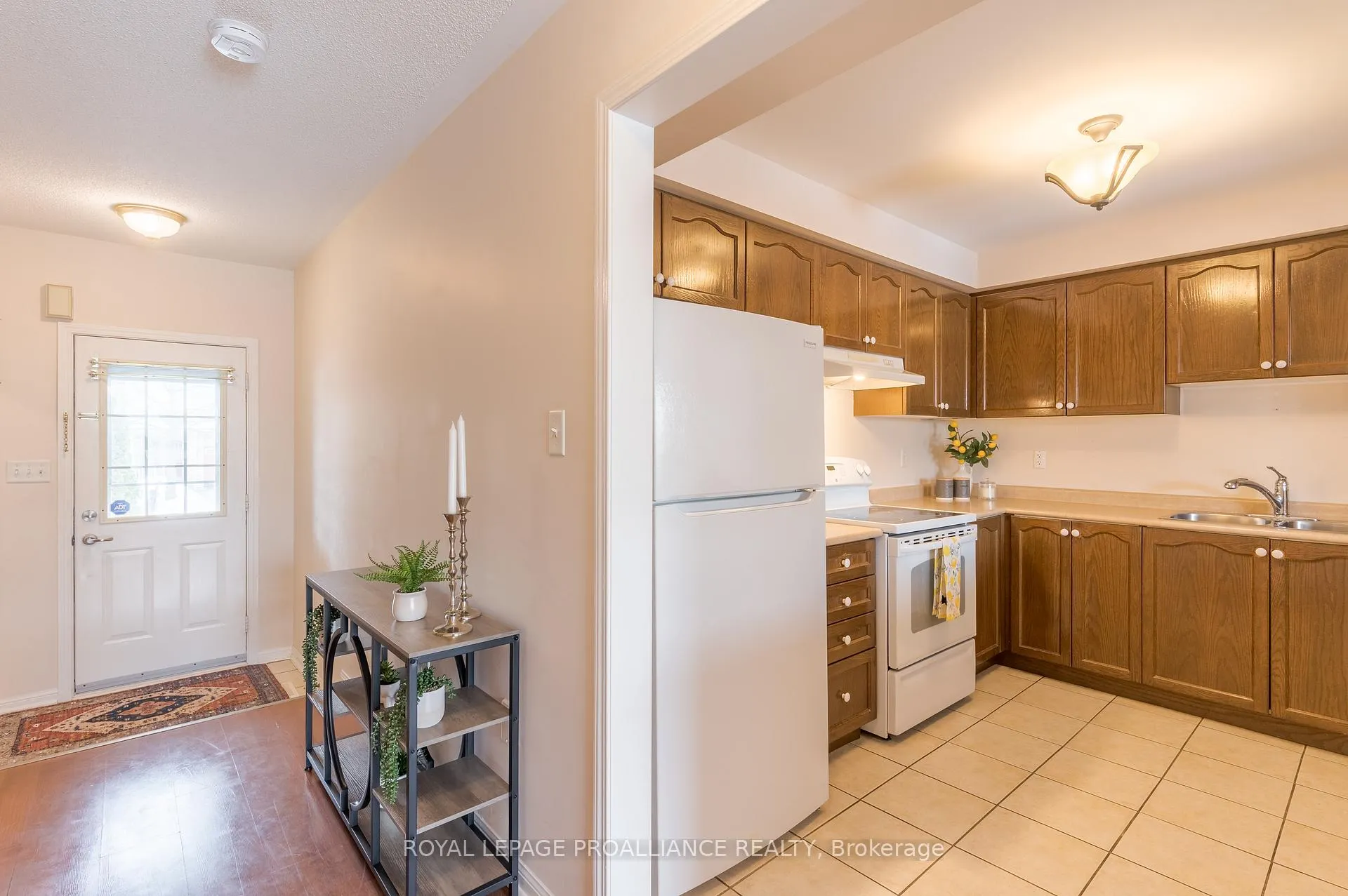 Photo 14 of 56 Toscana Drive, Whitby, Taunton North — HOMEH