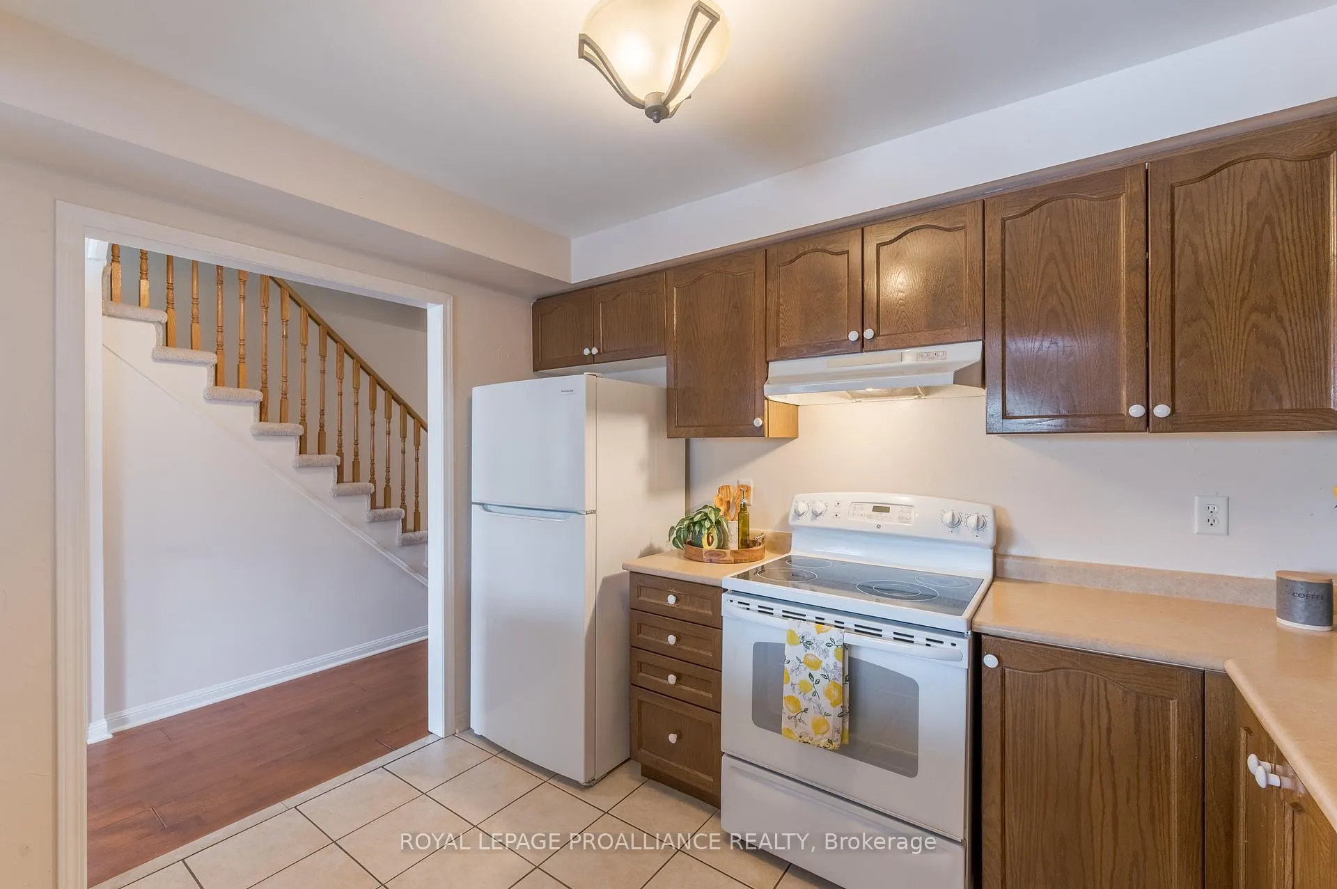 Photo 17 of 56 Toscana Drive, Whitby, Taunton North — HOMEH