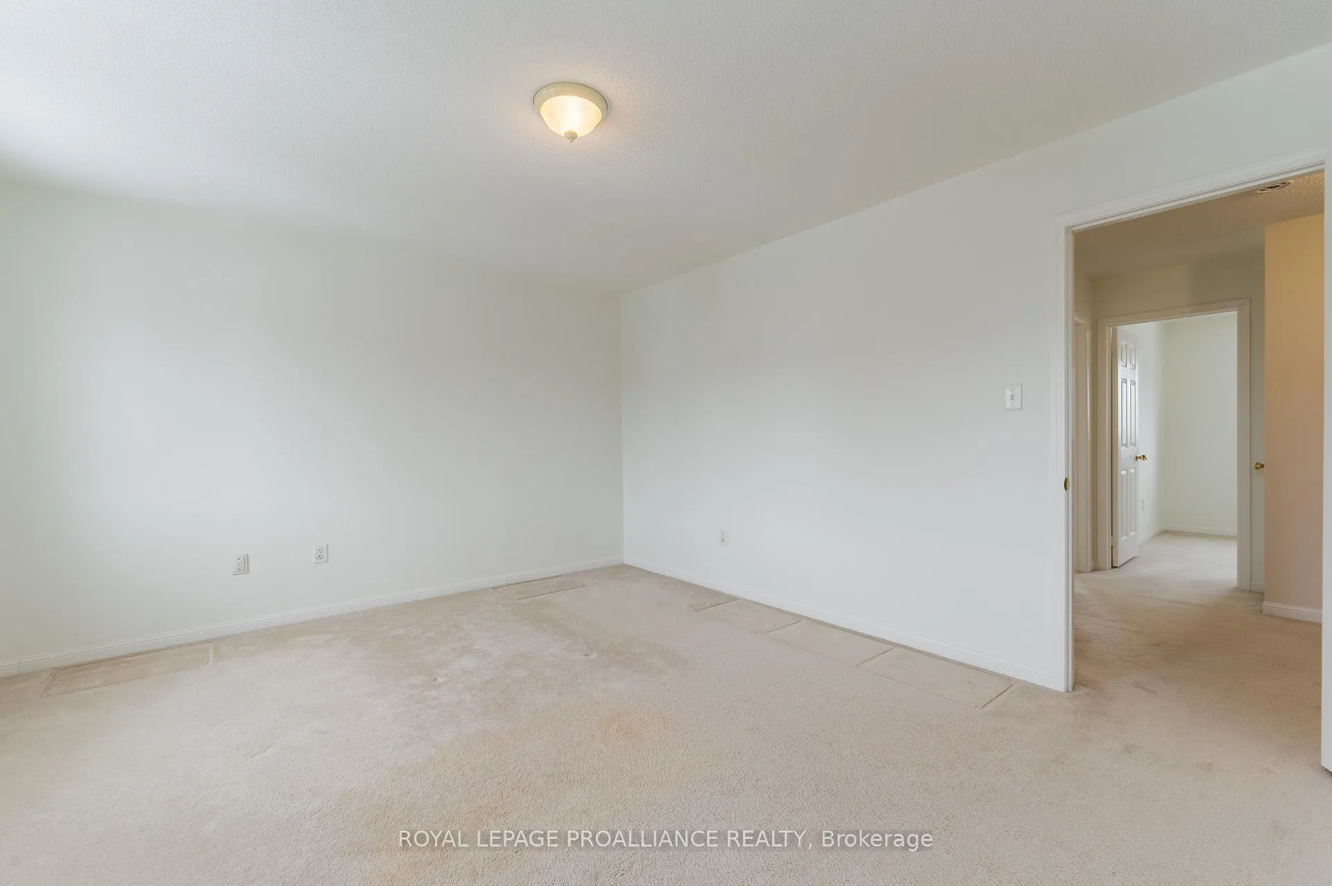Photo 29 of 56 Toscana Drive, Whitby, Taunton North — HOMEH