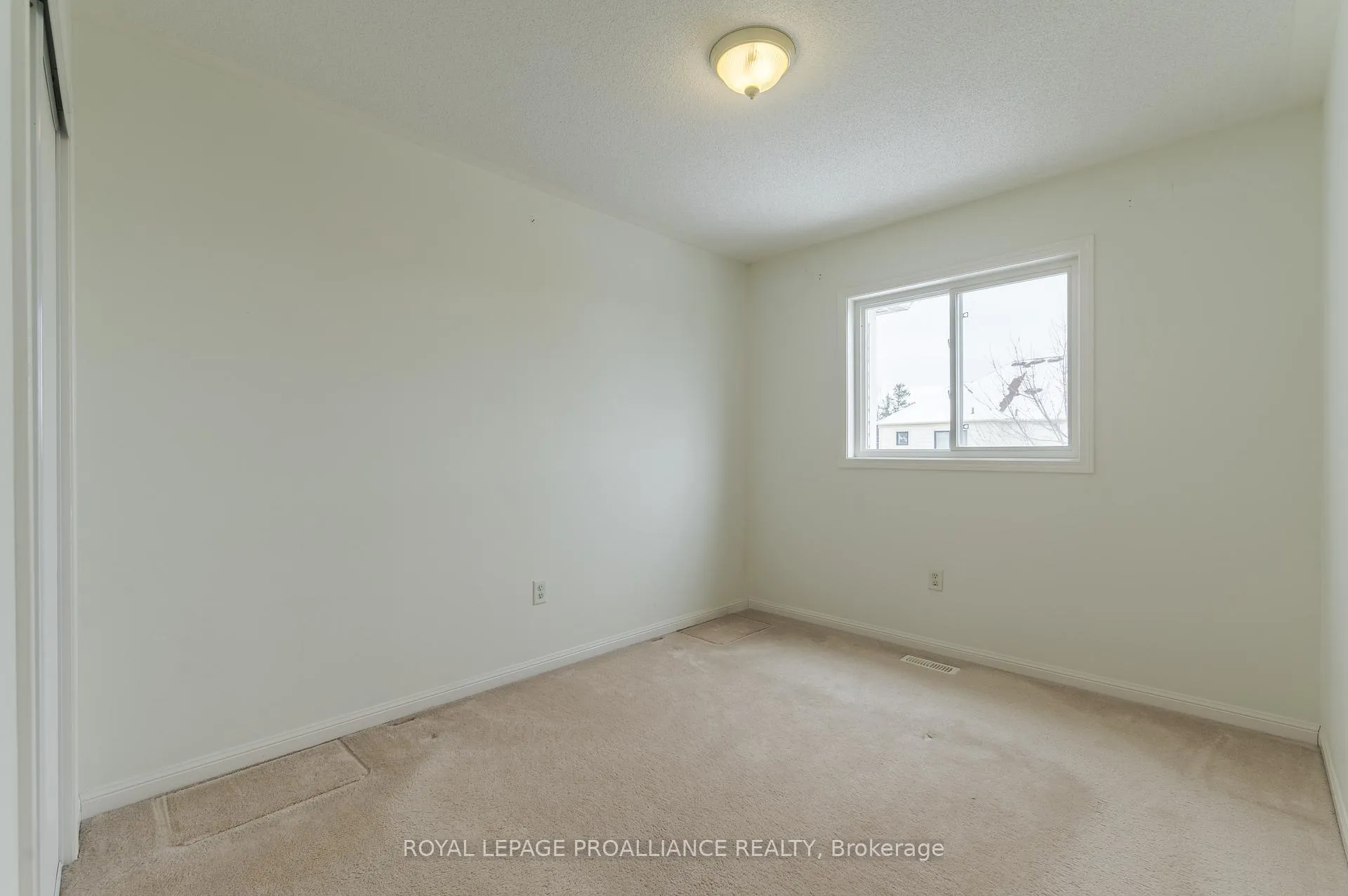 Photo 32 of 56 Toscana Drive, Whitby, Taunton North — HOMEH