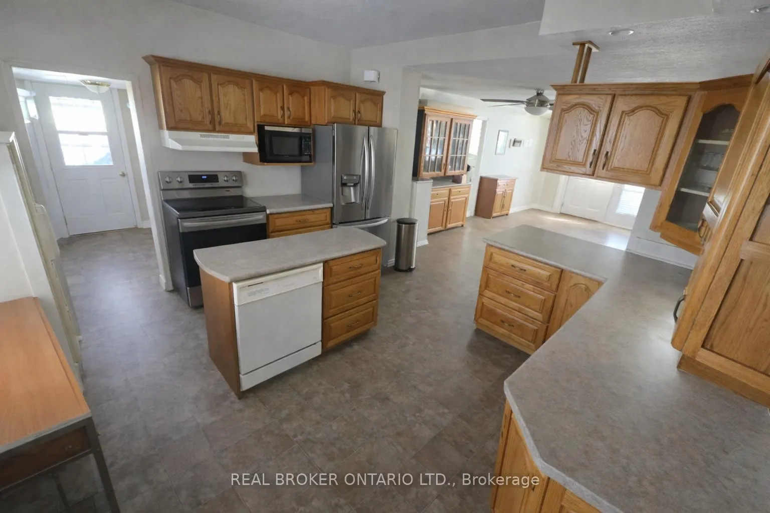 Photo 10 of 245 John Rosa Street E, North Perth, Listowel — HOMEH