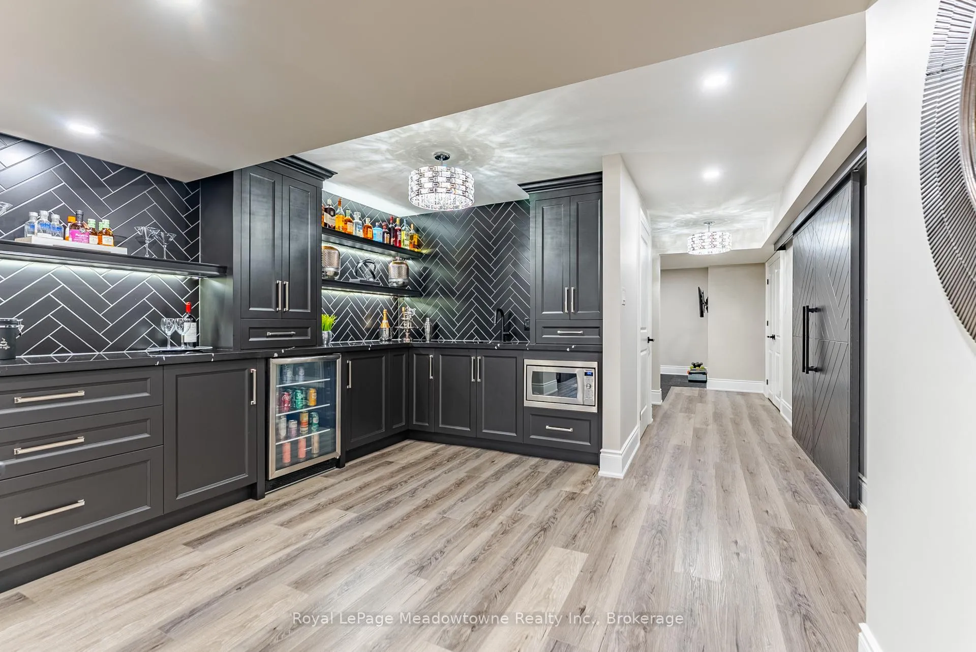 Photo 37 of 400 Mickey Court, Milton, Scott — HOMEH