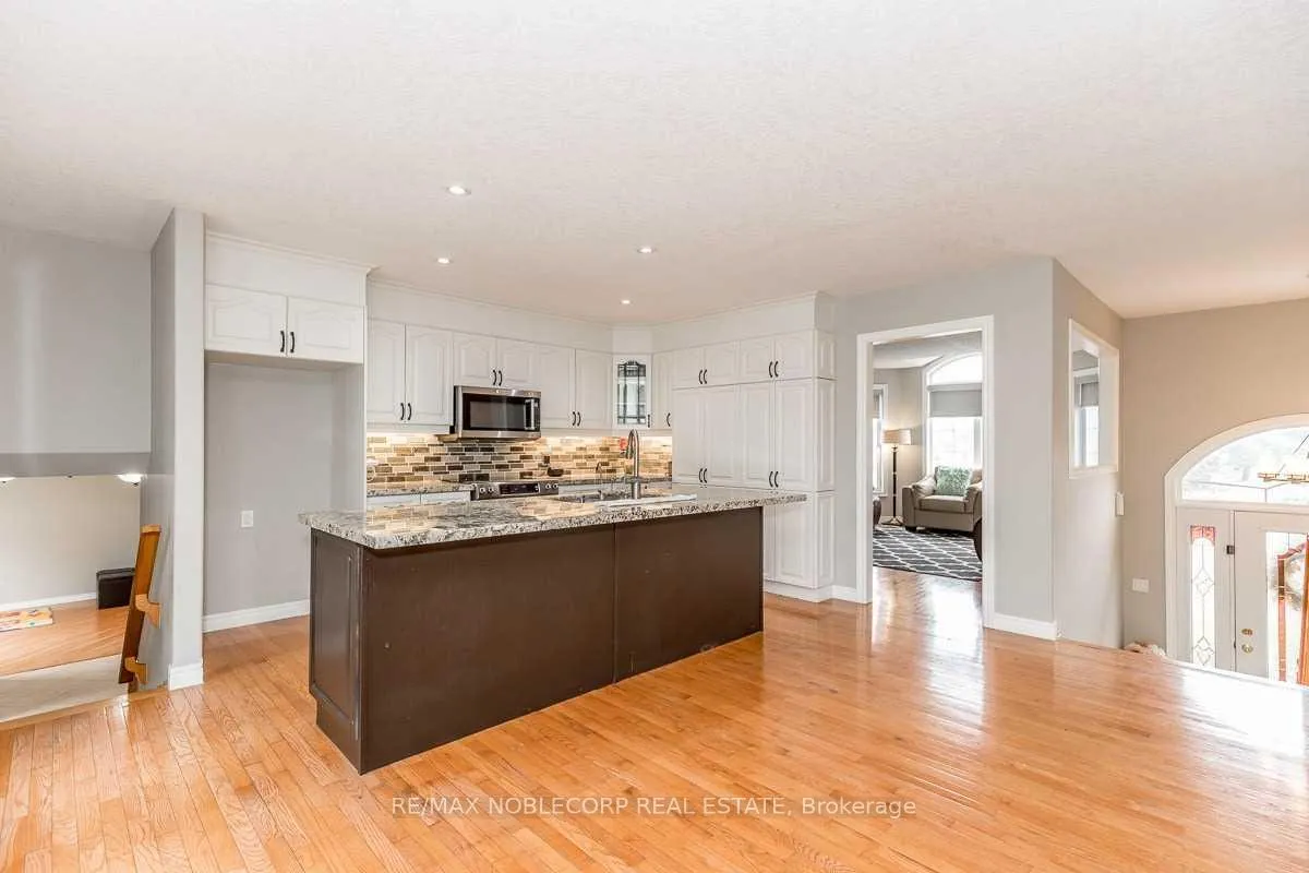 Photo 8 of 4641 10th Side Road, New Tecumseth, Rural New Tecumseth — HOMEH