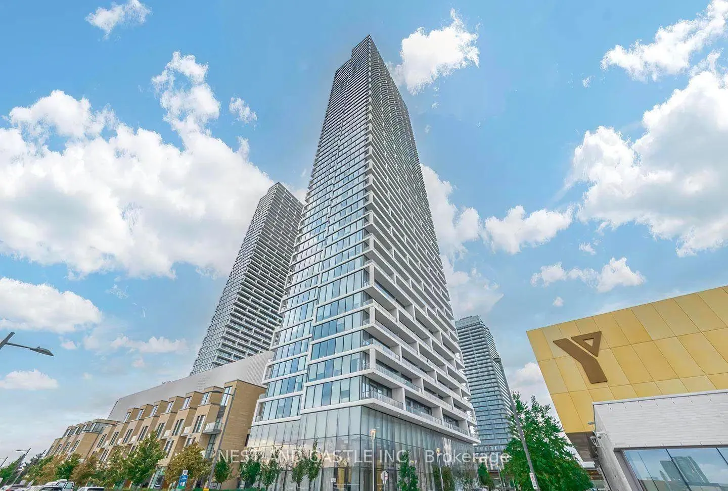 Front of Unit 3809, 5 Buttermill Avenue