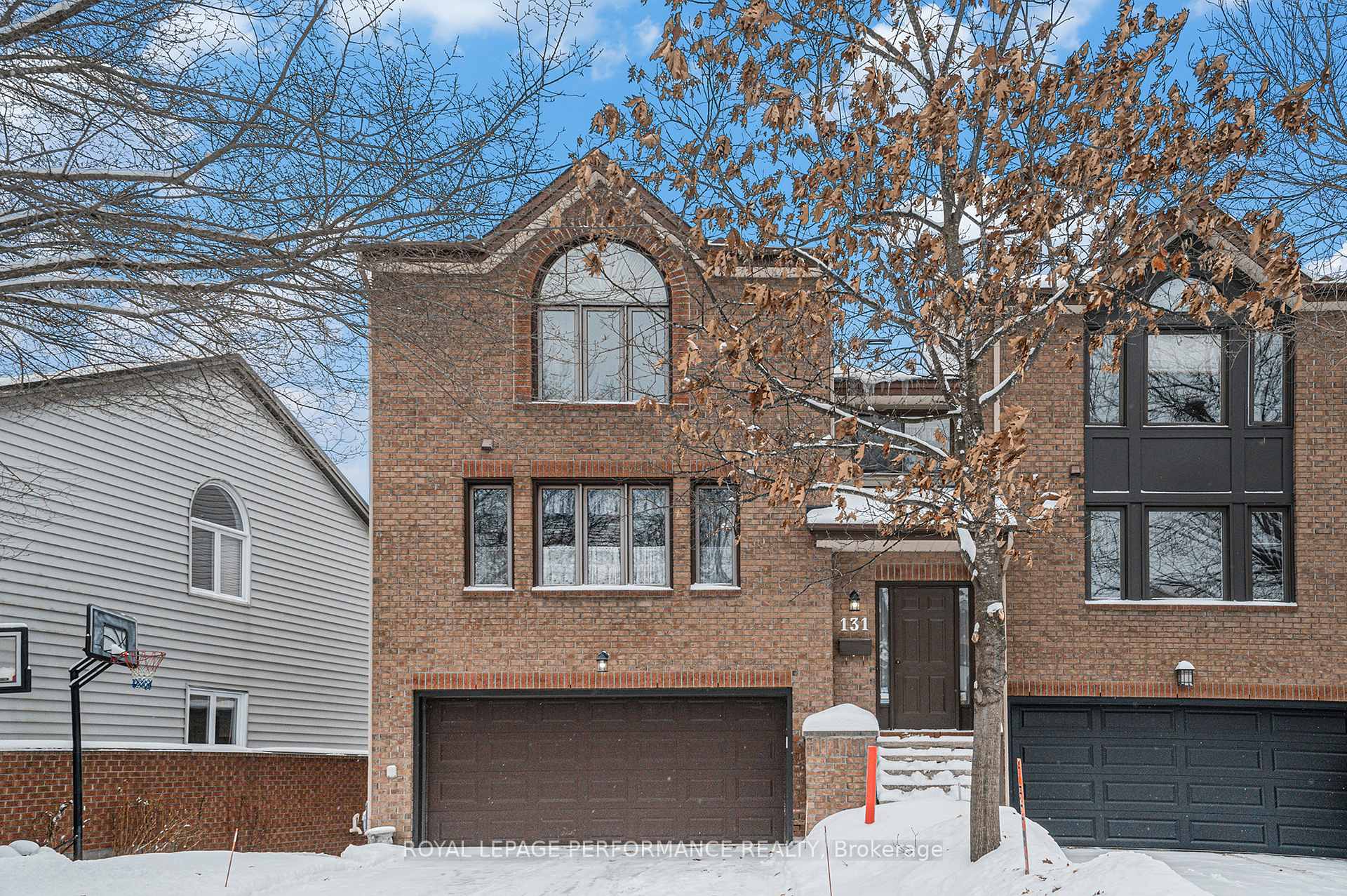 Front of 131 Dunbarton Court