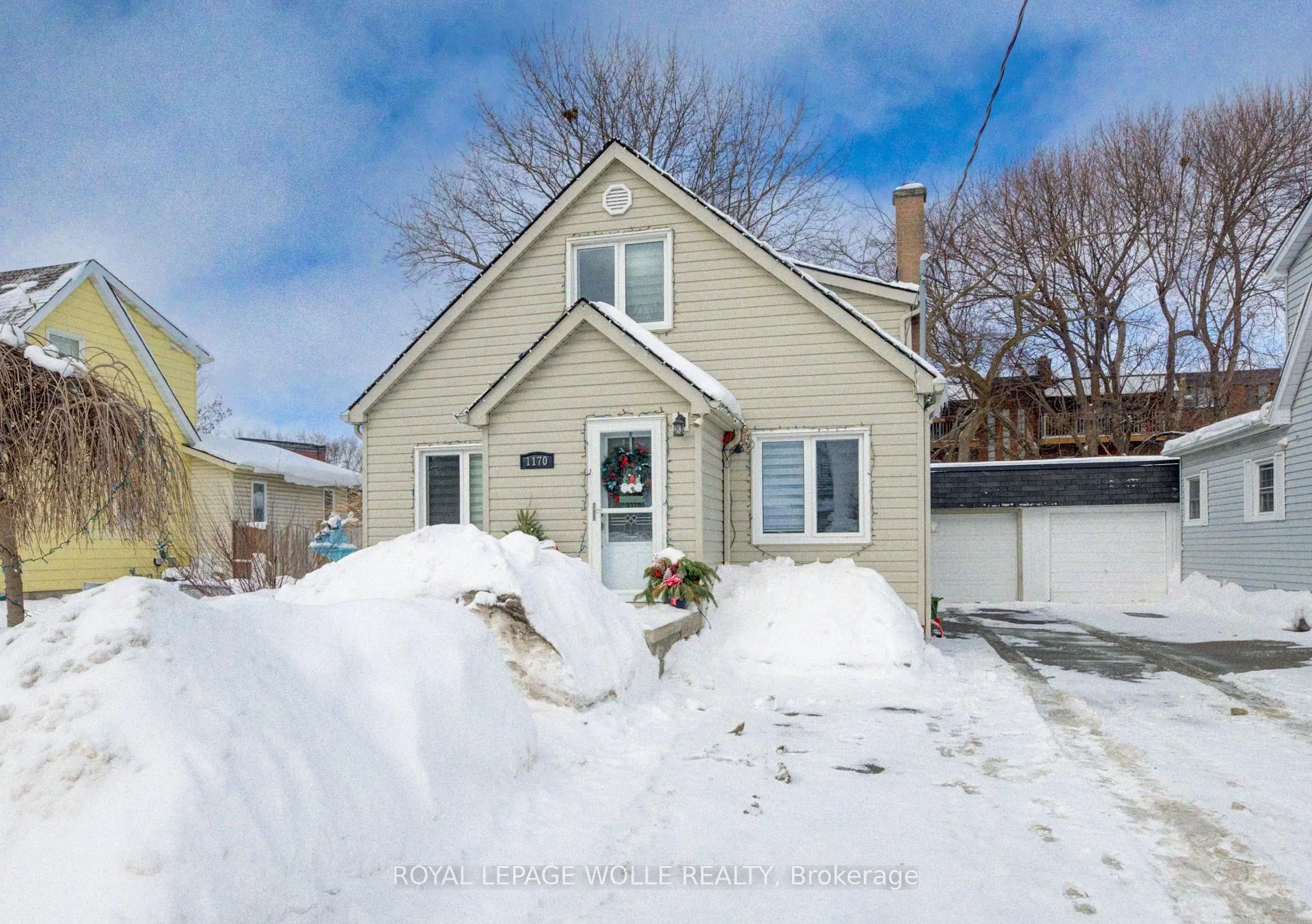 Photo 2 of 1170 Union Street, Waterloo — HOMEH