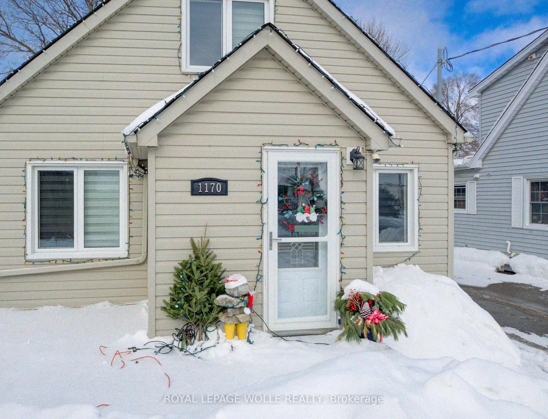Photo 3 of 1170 Union Street, Waterloo — HOMEH