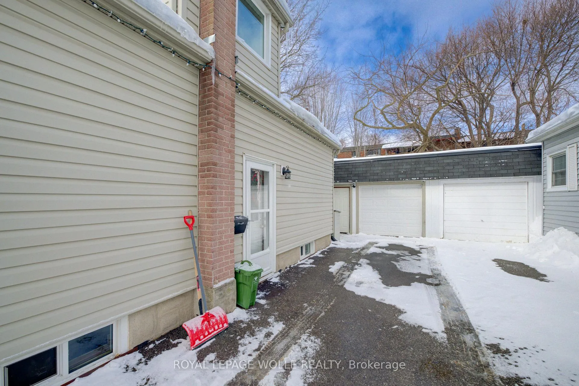 Photo 4 of 1170 Union Street, Waterloo — HOMEH