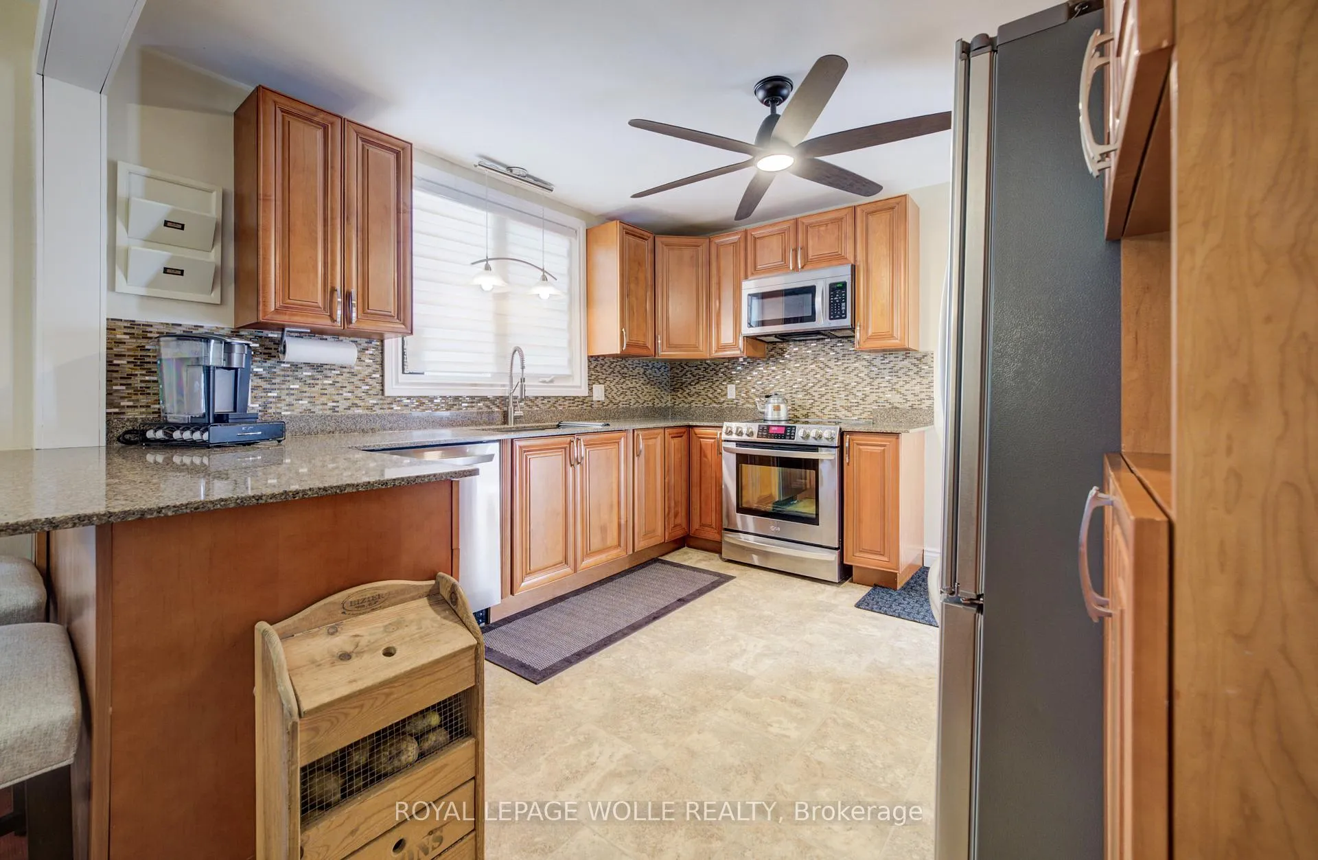 Photo 17 of 1170 Union Street, Waterloo — HOMEH