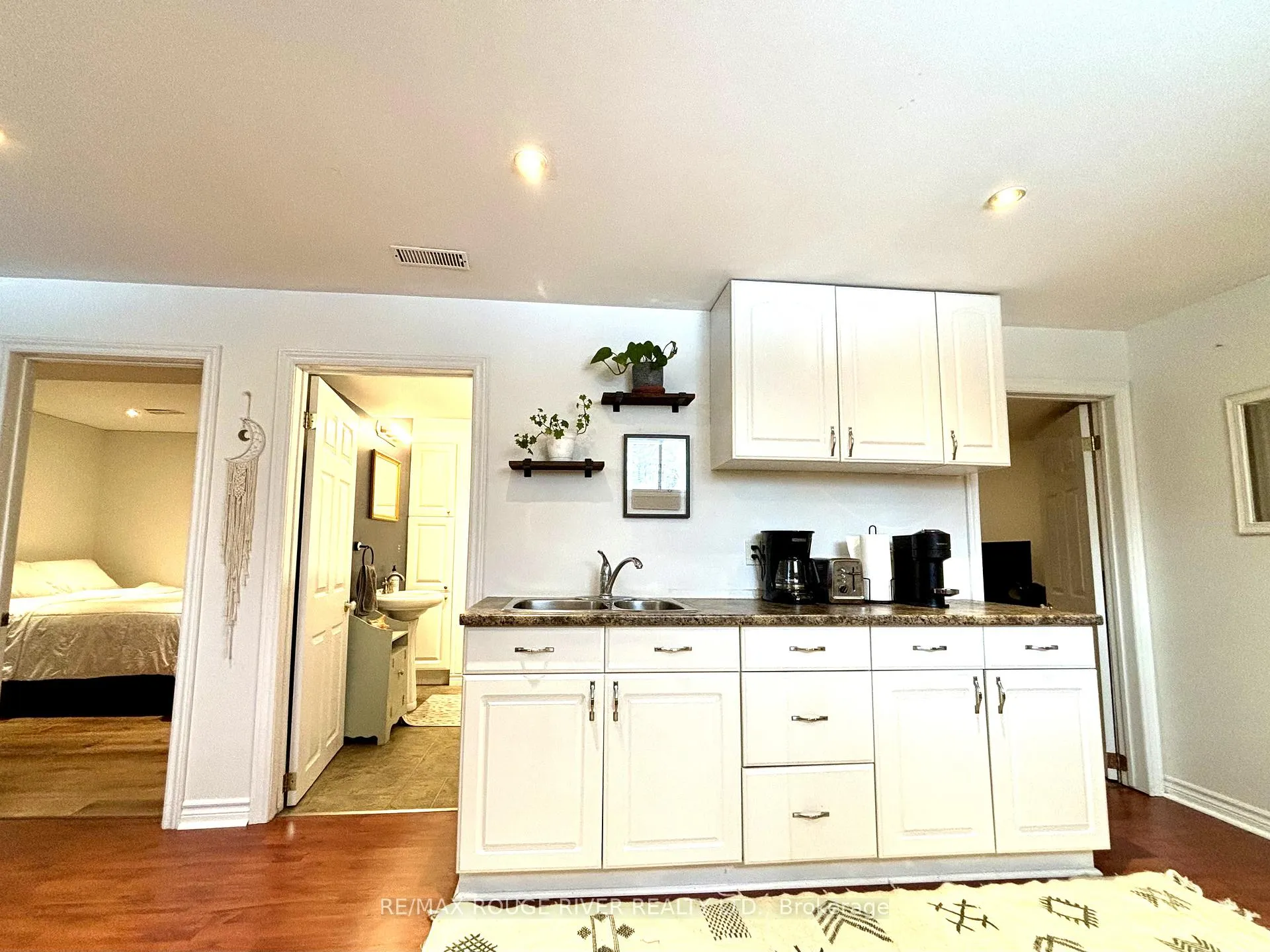 Photo 2 of Unit B, 5211 Waldon Road, Hamilton Township, Rural Hamilton — HOMEH