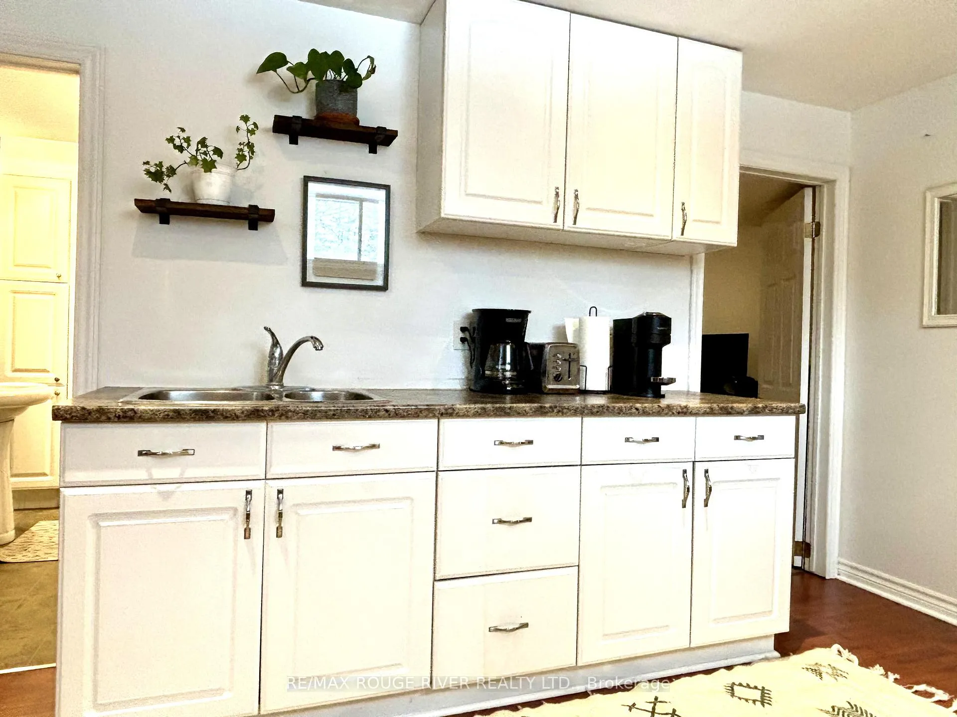 Photo 6 of Unit B, 5211 Waldon Road, Hamilton Township, Rural Hamilton — HOMEH