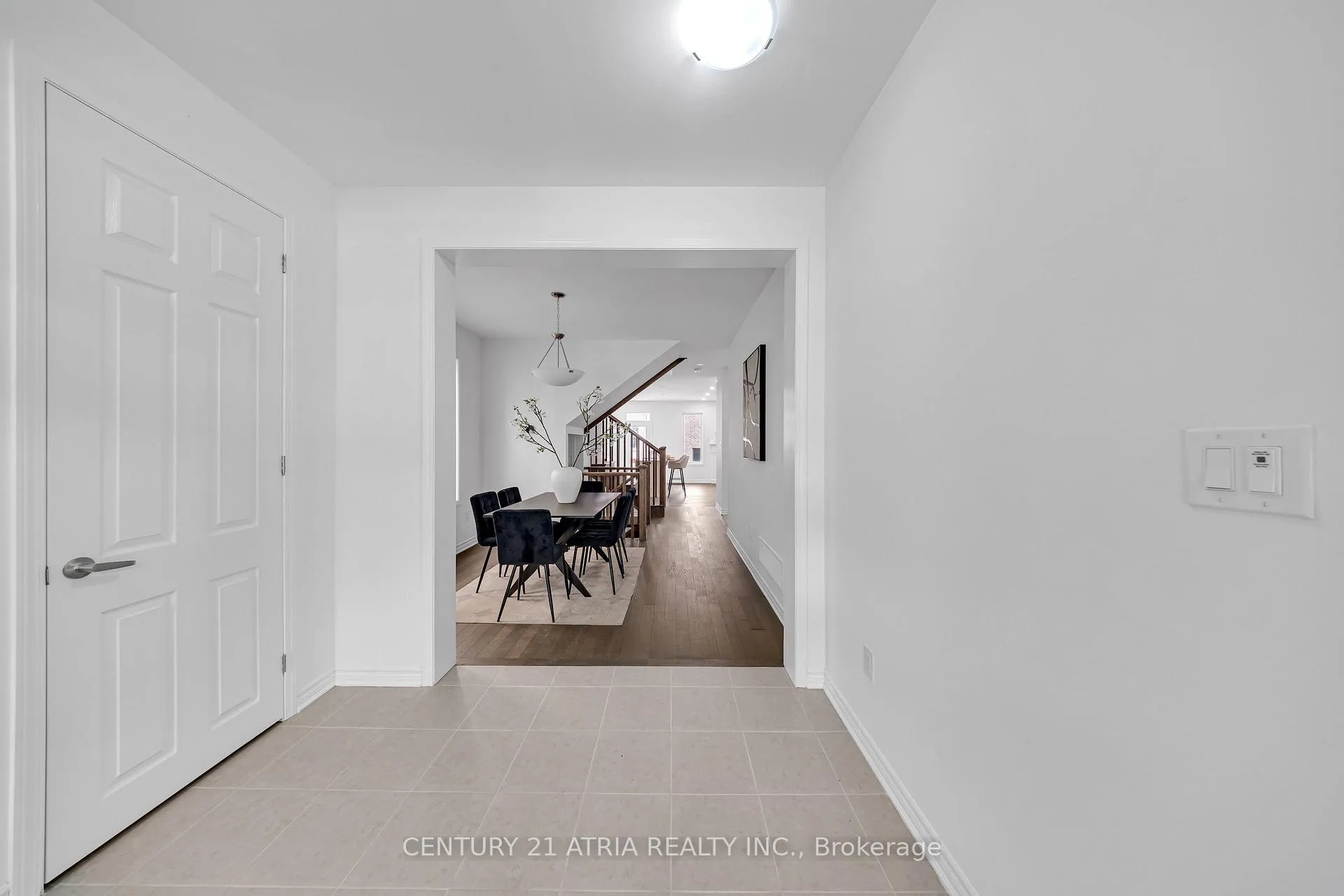 Photo 7 of 1331 Garthdale Street, Pickering, Rural Pickering — HOMEH