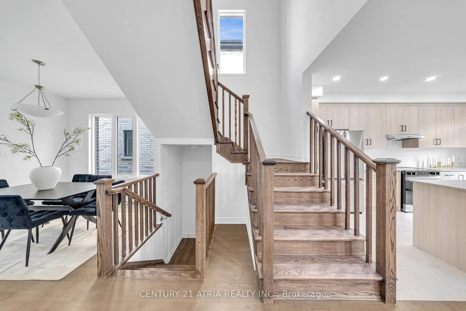 Photo 13 of 1331 Garthdale Street, Pickering, Rural Pickering — HOMEH