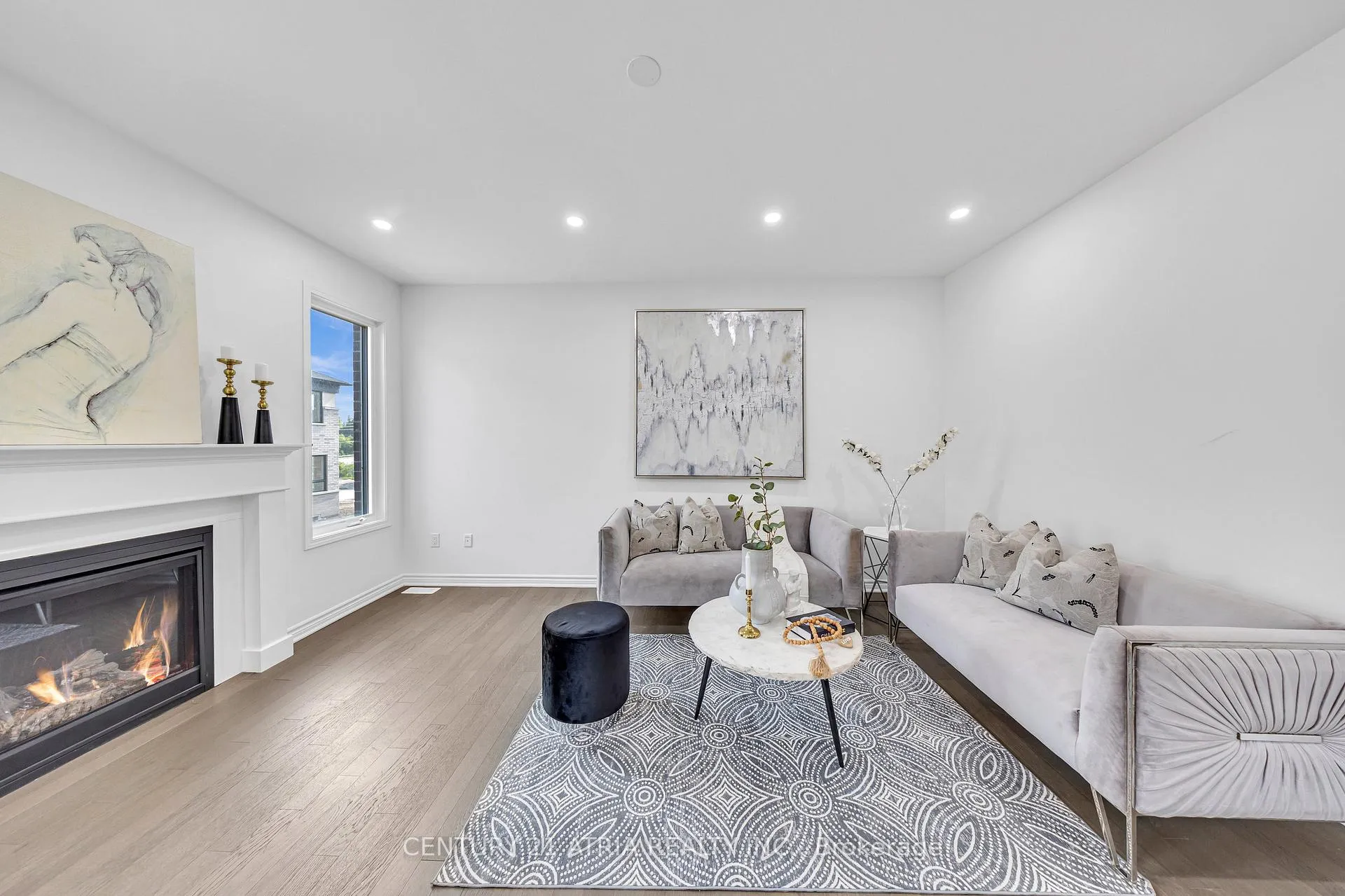 Photo 15 of 1331 Garthdale Street, Pickering, Rural Pickering — HOMEH
