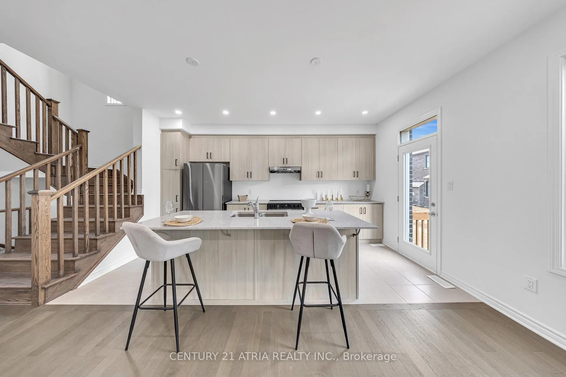 Photo 18 of 1331 Garthdale Street, Pickering, Rural Pickering — HOMEH