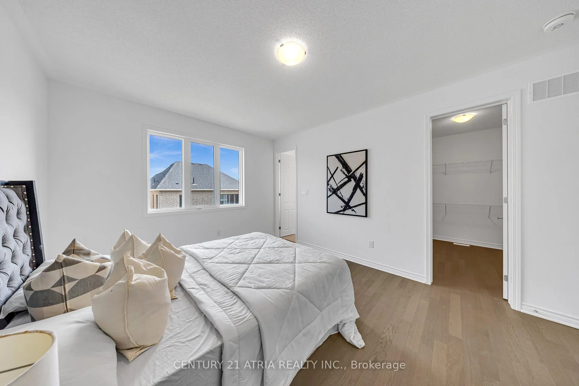 Photo 28 of 1331 Garthdale Street, Pickering, Rural Pickering — HOMEH
