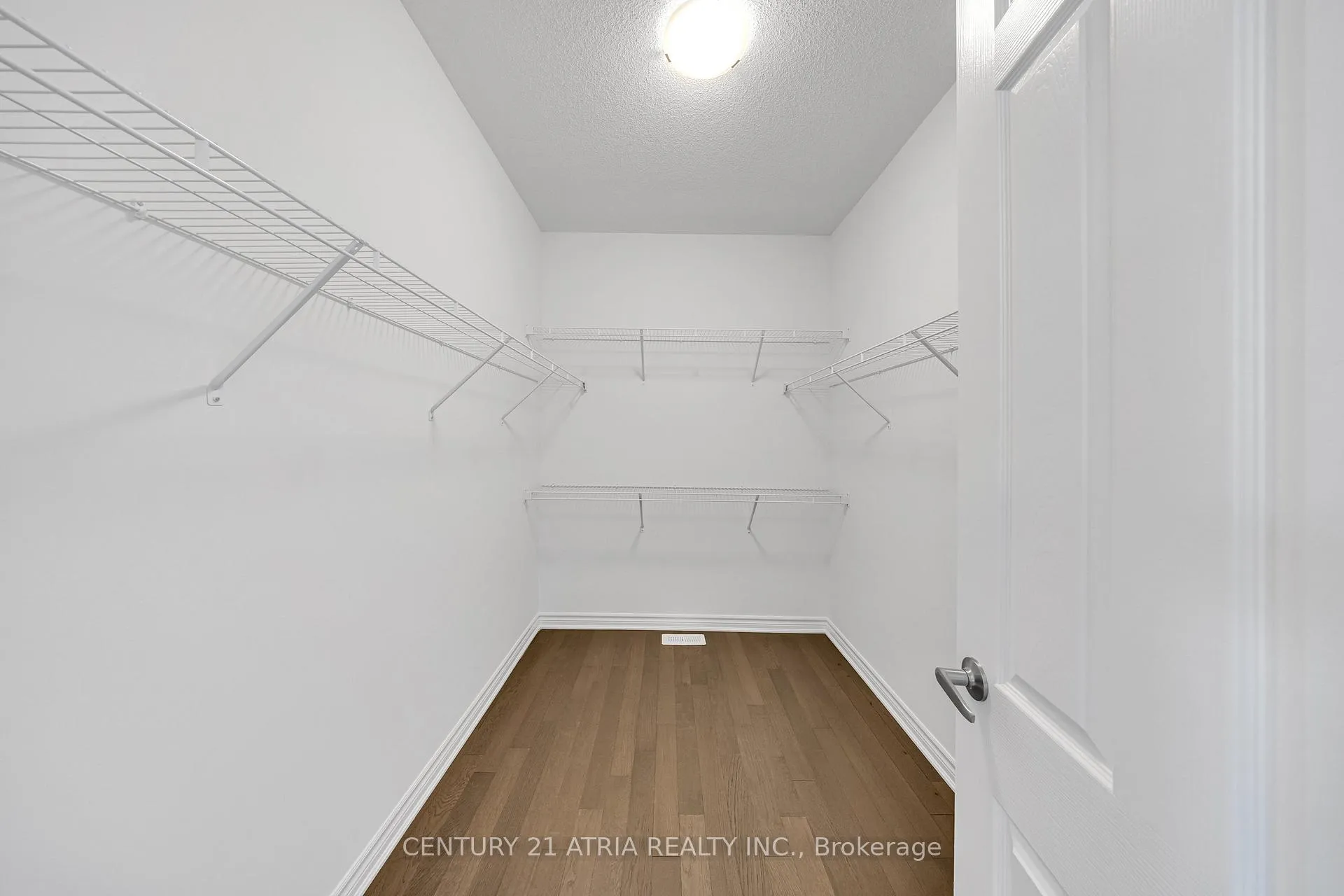 Photo 29 of 1331 Garthdale Street, Pickering, Rural Pickering — HOMEH