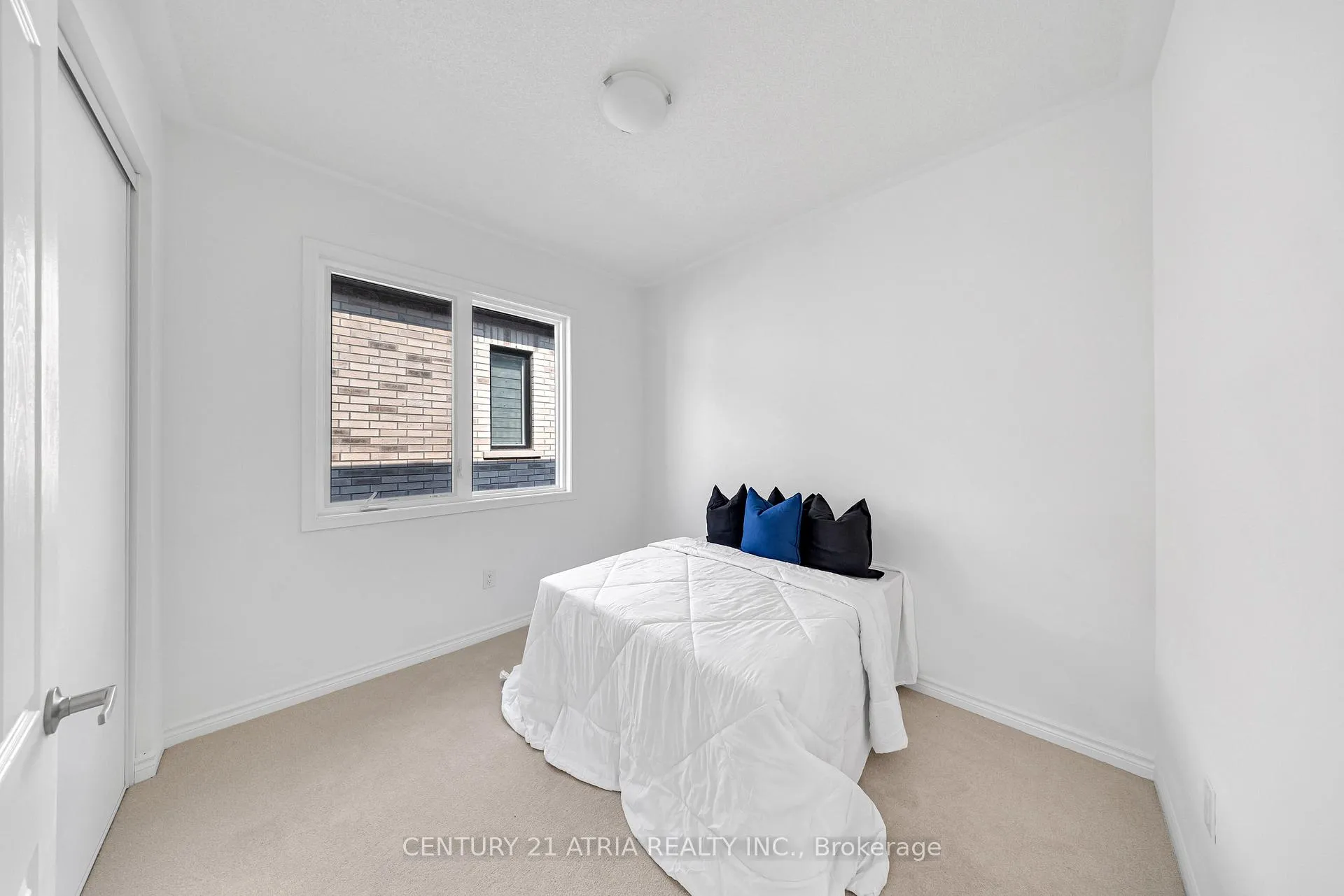 Photo 36 of 1331 Garthdale Street, Pickering, Rural Pickering — HOMEH