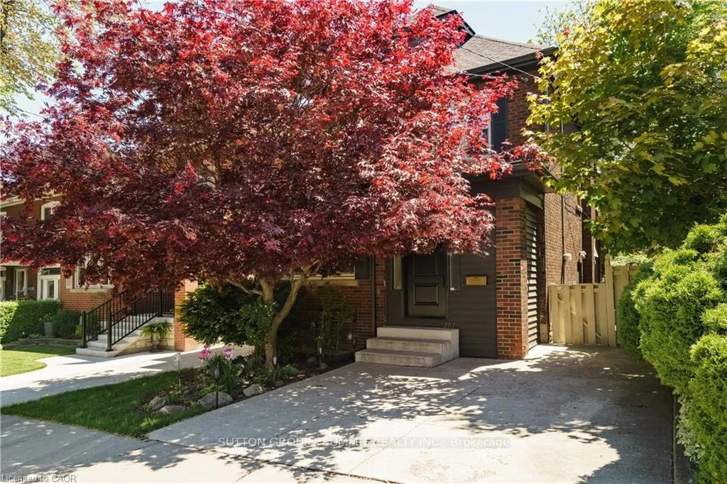 Photo 2 of 287 Graham Avenue S, Hamilton, Delta — HOMEH