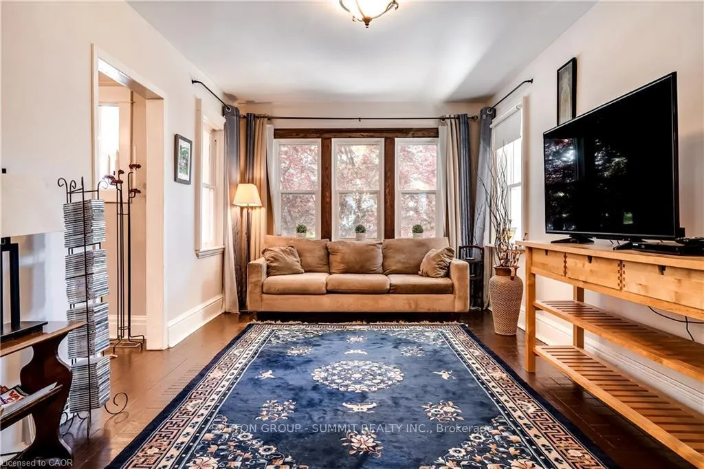 Photo 7 of 287 Graham Avenue S, Hamilton, Delta — HOMEH