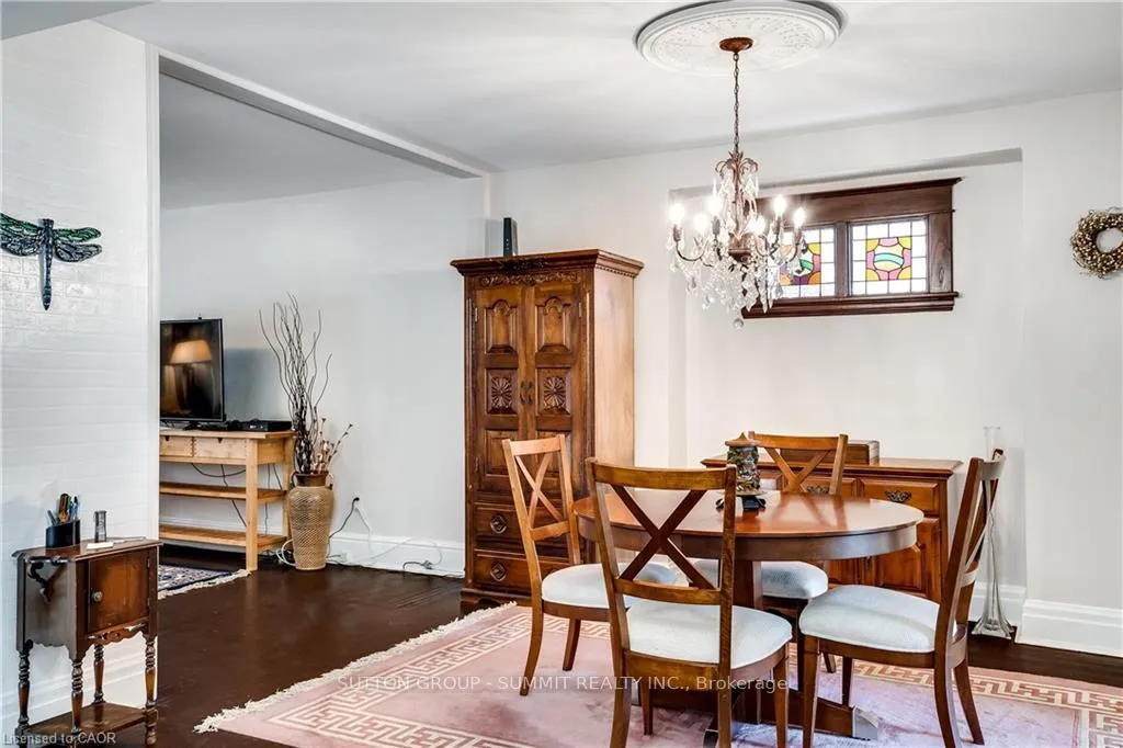 Photo 11 of 287 Graham Avenue S, Hamilton, Delta — HOMEH