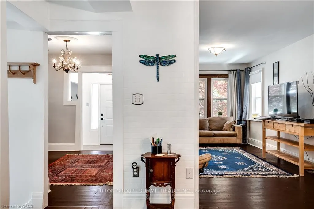 Photo 21 of 287 Graham Avenue S, Hamilton, Delta — HOMEH