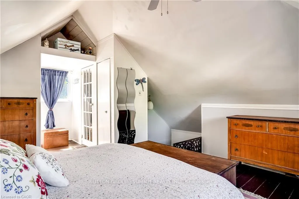 Photo 34 of 287 Graham Avenue S, Hamilton, Delta — HOMEH