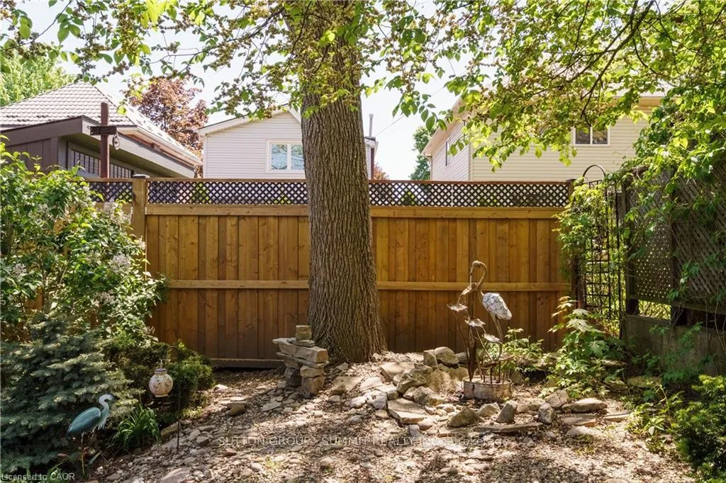 Photo 45 of 287 Graham Avenue S, Hamilton, Delta — HOMEH
