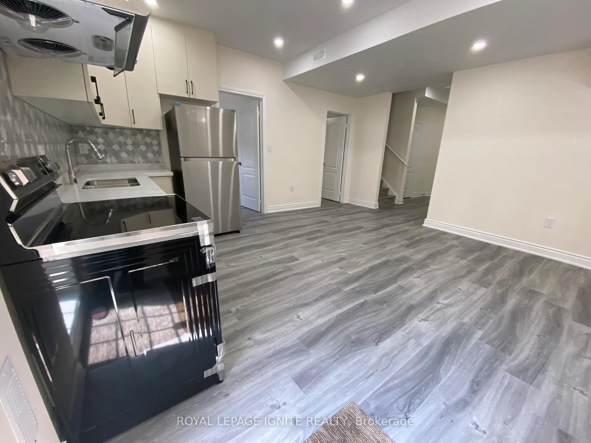 Photo 5 of Unit Basement, 89 Goodsway Trail, Brampton, Northwest Brampton — HOMEH