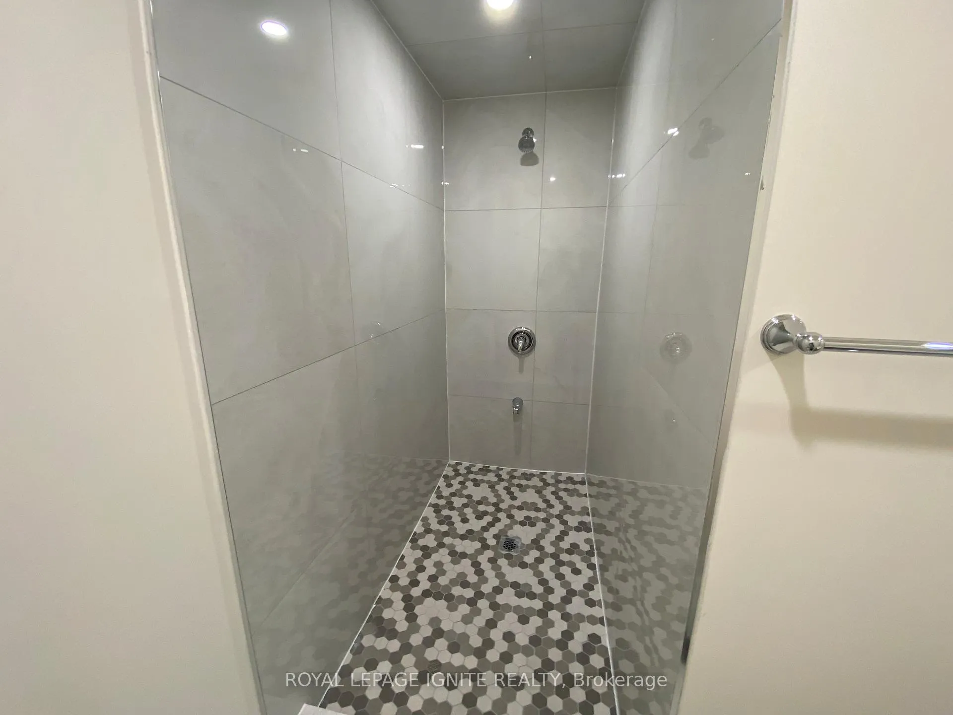 Photo 15 of Unit Basement, 89 Goodsway Trail, Brampton, Northwest Brampton — HOMEH