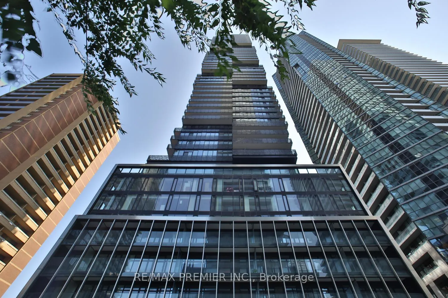 Photo 4 of Unit 4404, 55 Charles Street E, Toronto, Church-Yonge Corridor — HOMEH