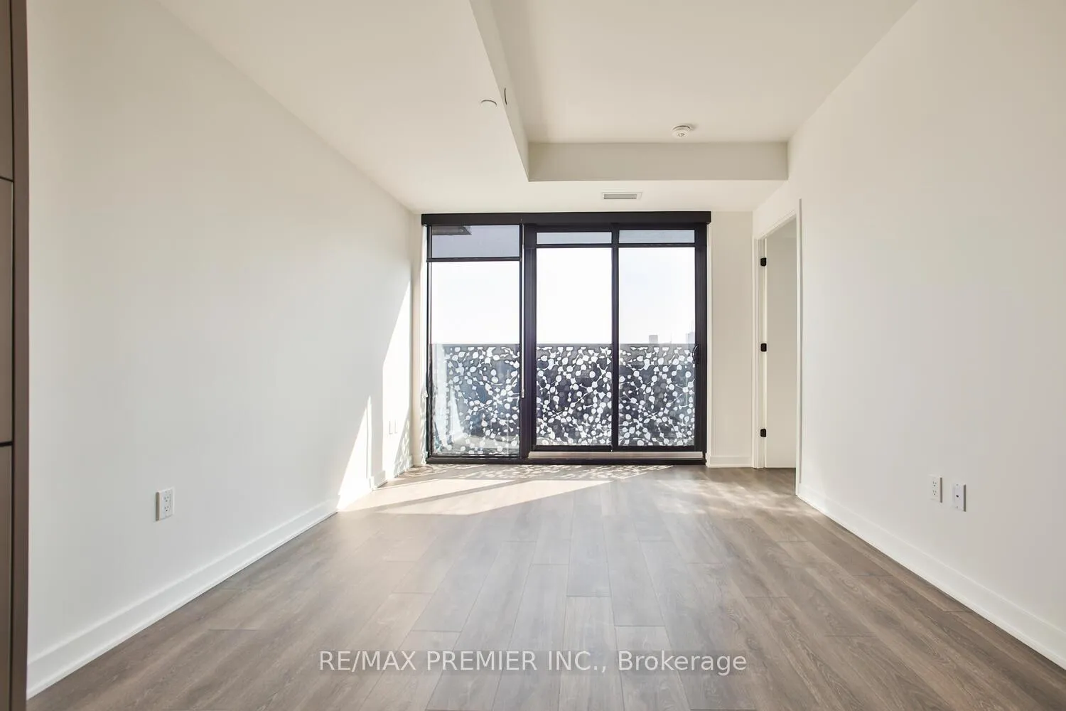 Photo 11 of Unit 4404, 55 Charles Street E, Toronto, Church-Yonge Corridor — HOMEH