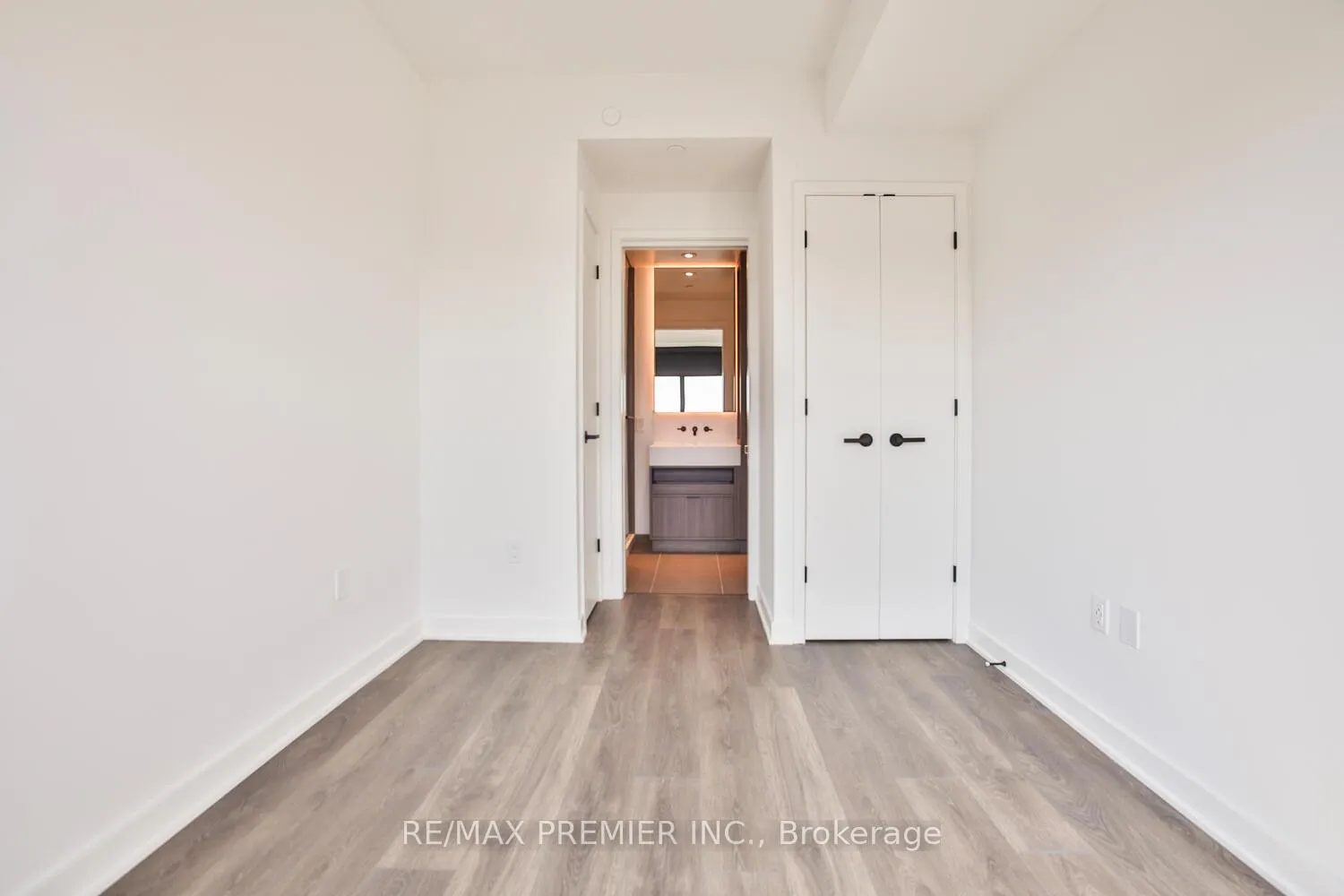 Photo 20 of Unit 4404, 55 Charles Street E, Toronto, Church-Yonge Corridor — HOMEH