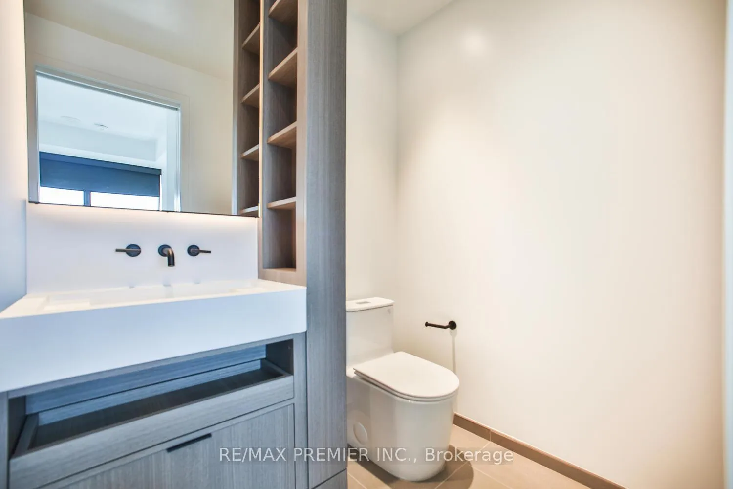 Photo 24 of Unit 4404, 55 Charles Street E, Toronto, Church-Yonge Corridor — HOMEH