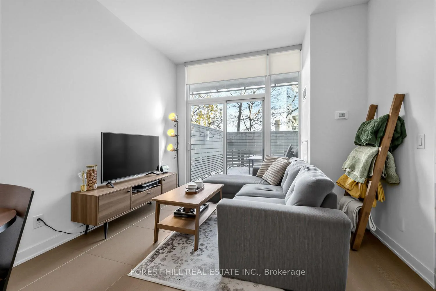 Photo 5 of Unit 628, 1 Market Street, Toronto, Waterfront Communities — HOMEH