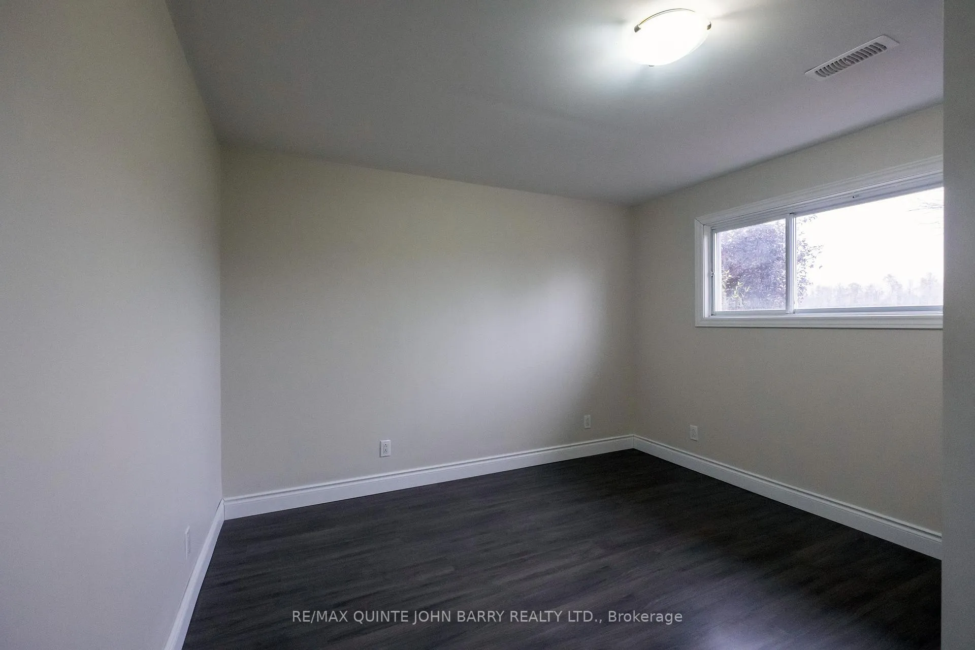 Photo 24 of 113 Barcovan Beach Road, Quinte West, Murray Ward — HOMEH