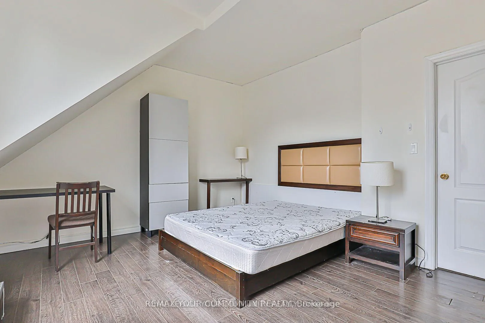 Photo 3 of 106A Pembroke Street, Toronto, Moss Park — HOMEH