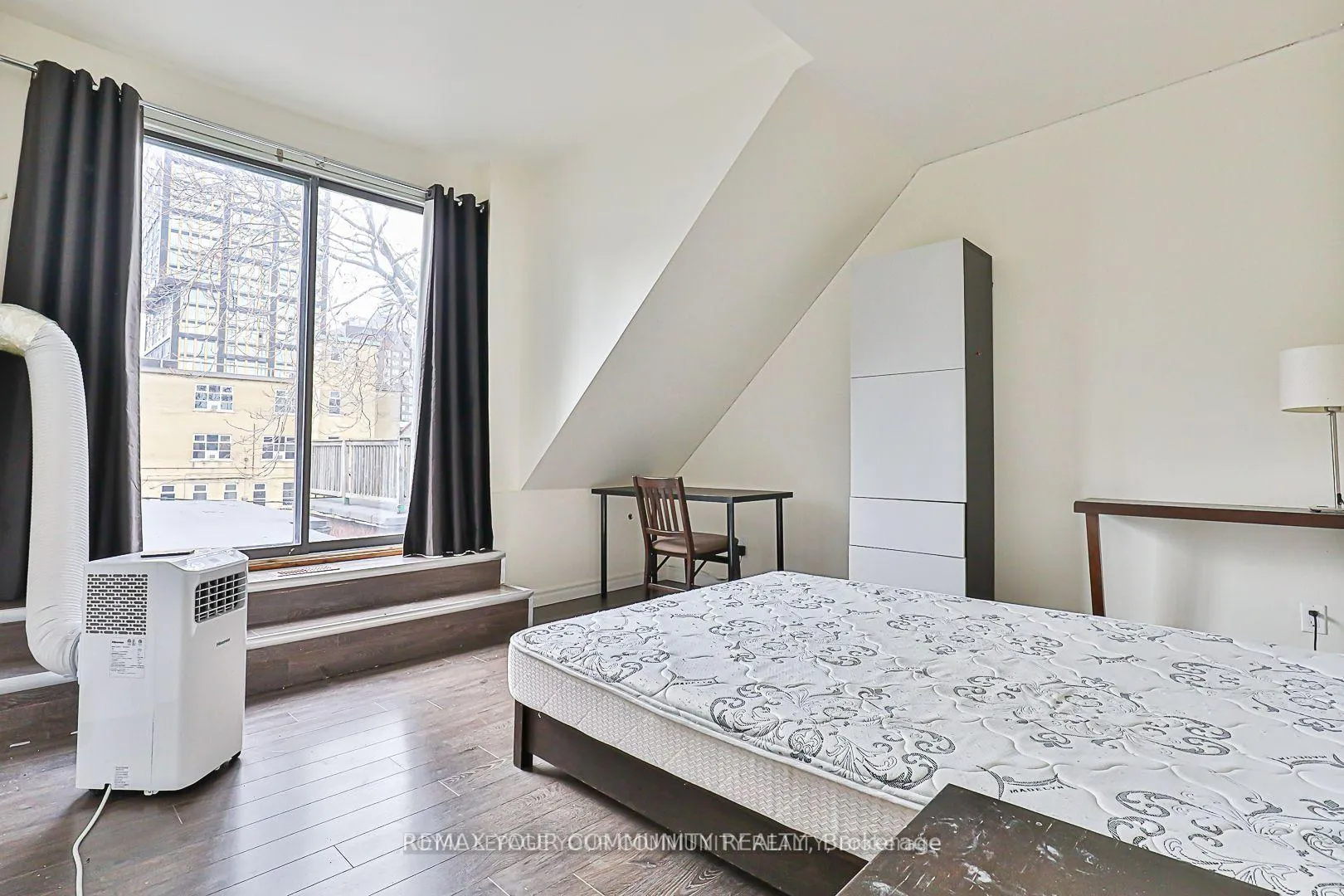 Photo 4 of 106A Pembroke Street, Toronto, Moss Park — HOMEH