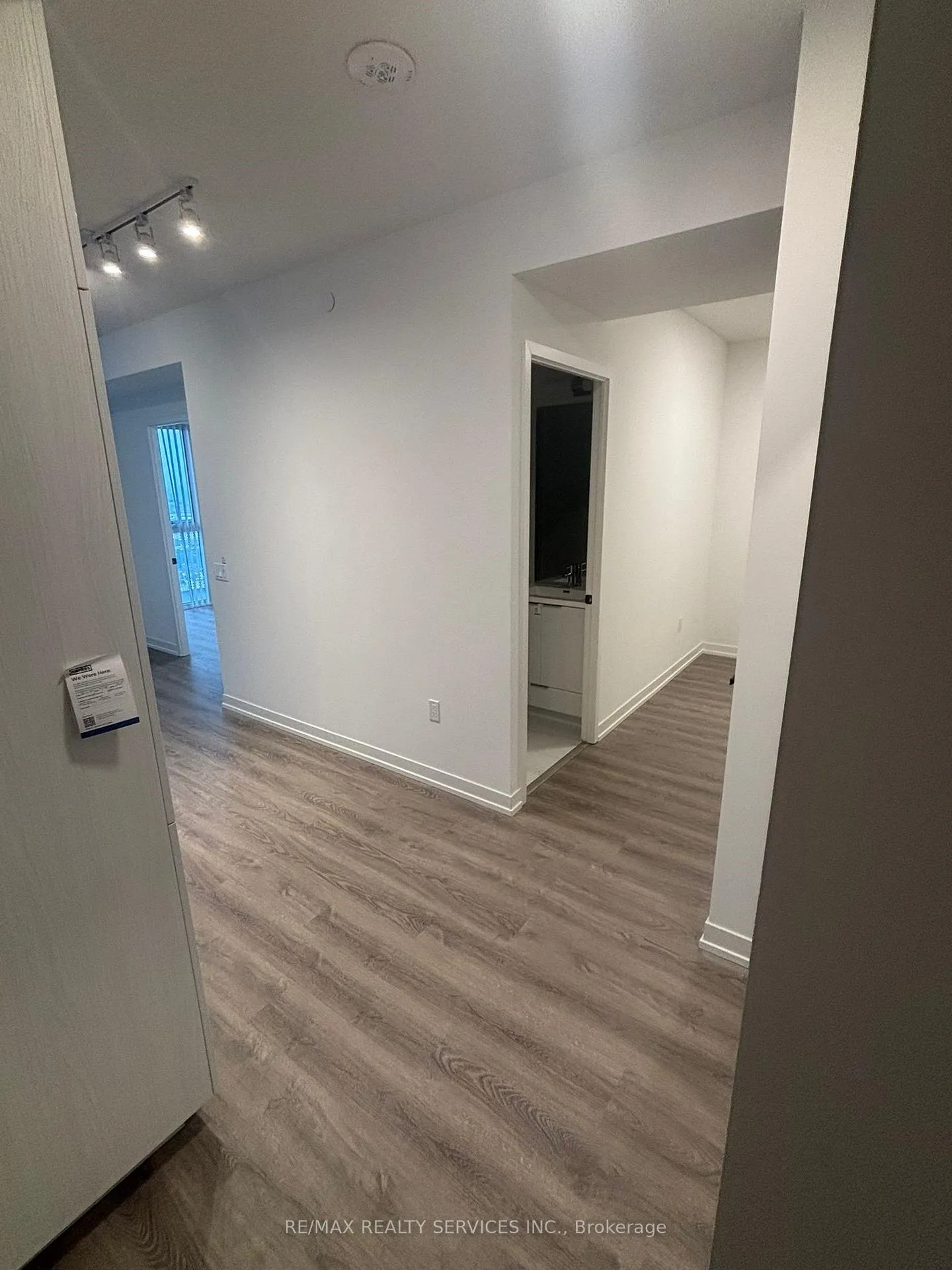 Photo 2 of Unit 2807, 8 Interchange Way, Vaughan, Vaughan Corporate Centre — HOMEH